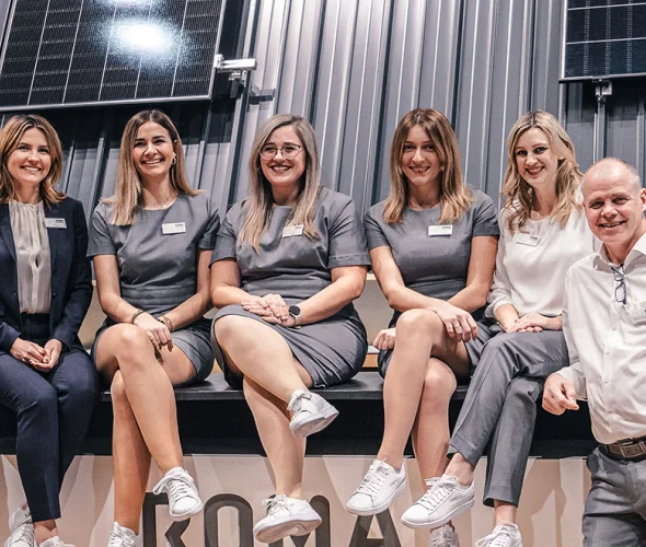 Das ROMA Team an einem Messestand
