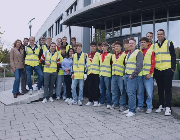 Die Jugendmannschaften des TSV Unterthürheim zu Besuch bei ROMA