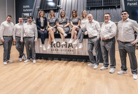 ROMA Team auf einem Messestand